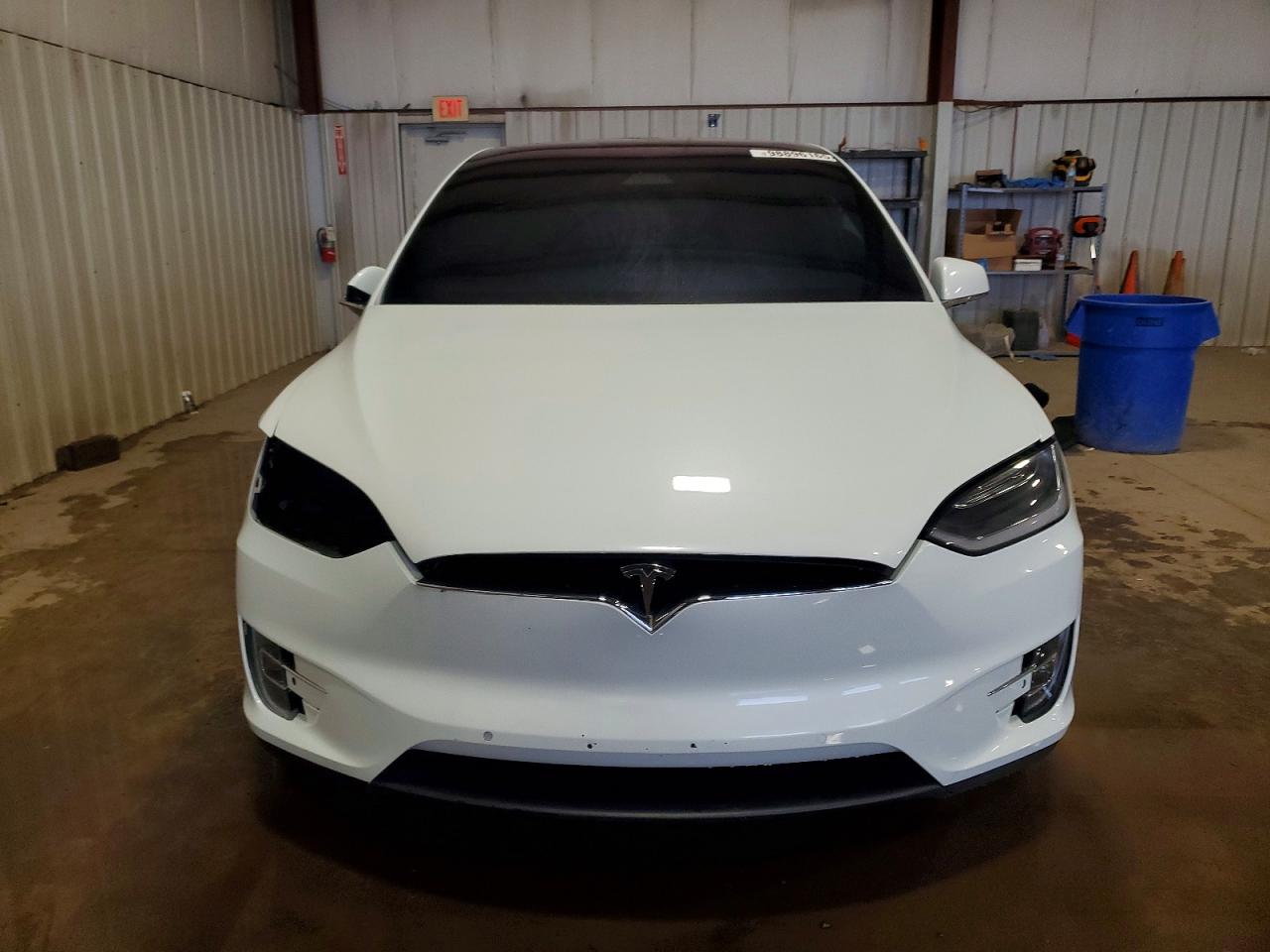 2018 TESLA MODEL X photo 5