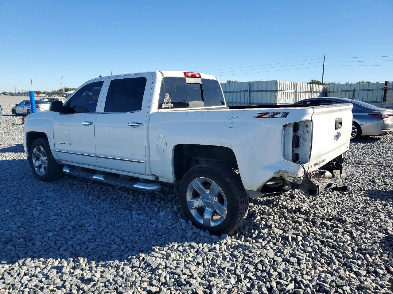 2018 CHEVROLET SILVERADO K1500 LTZ photo 4
