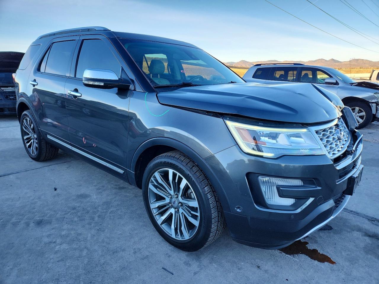 2016 FORD EXPLORER PLATINUM photo 4