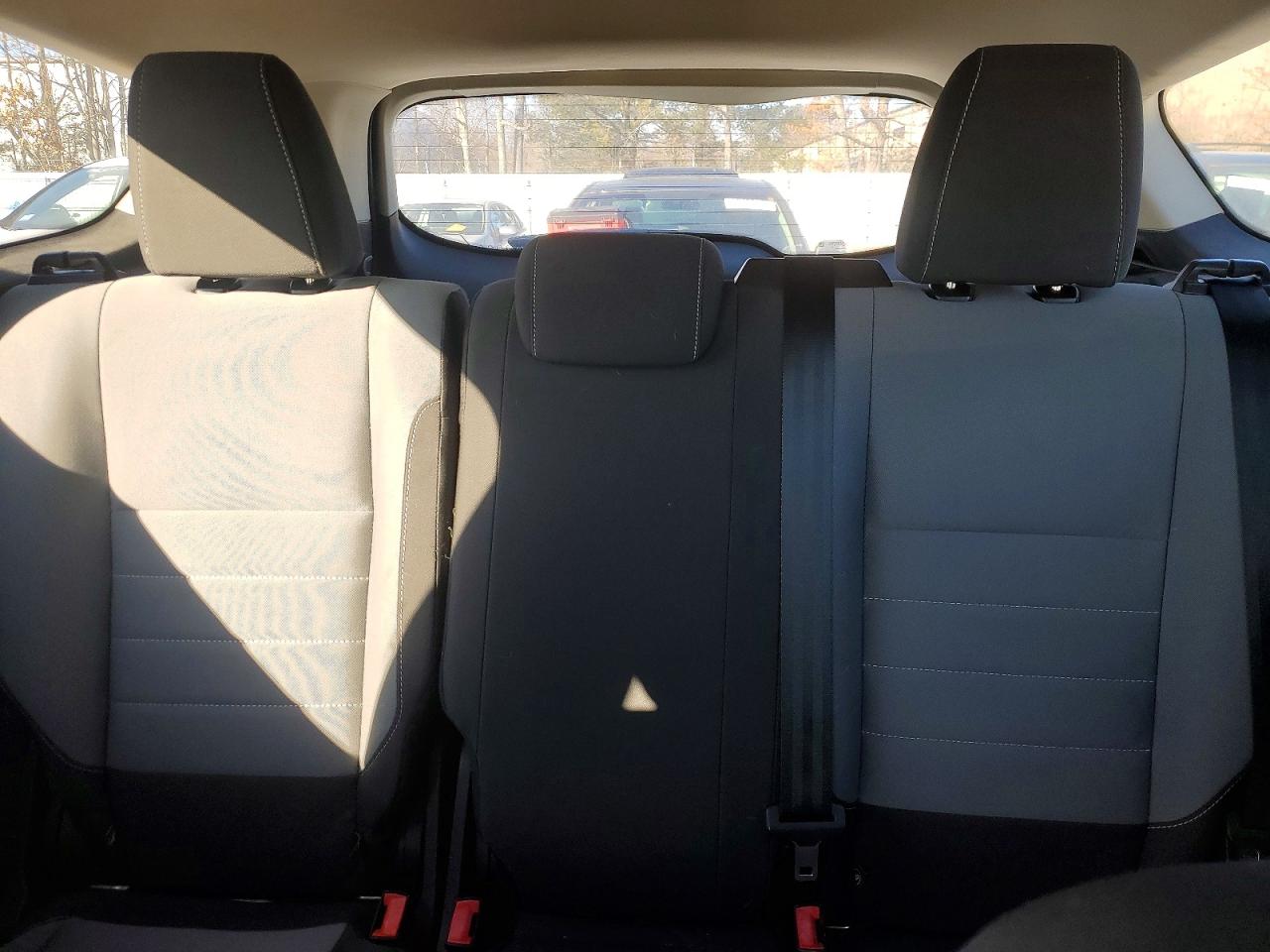 2017 FORD ESCAPE S photo 10