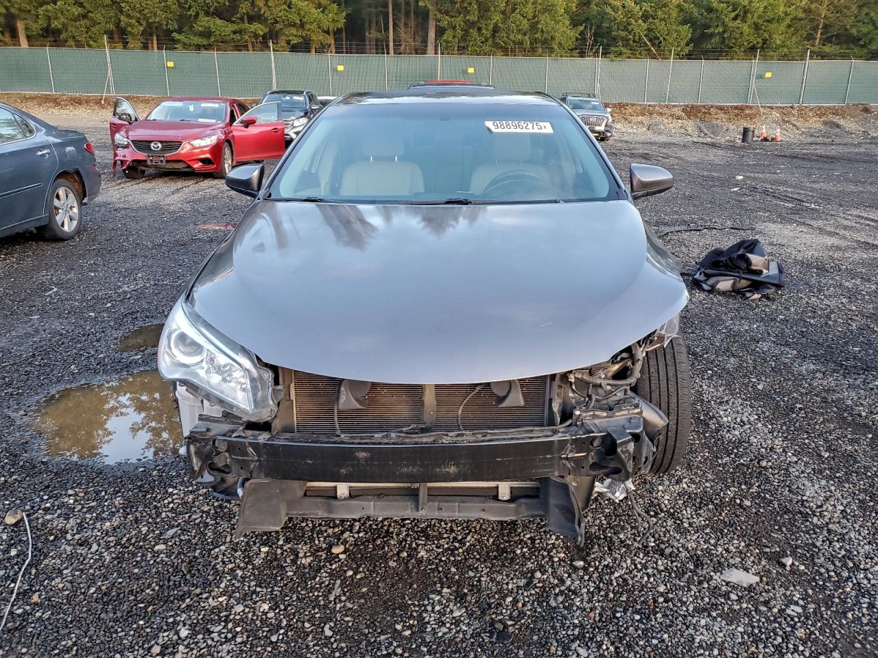 2017 TOYOTA CAMRY LE photo 5