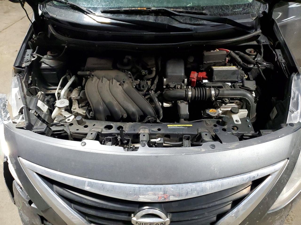 2019 NISSAN VERSA S photo 11