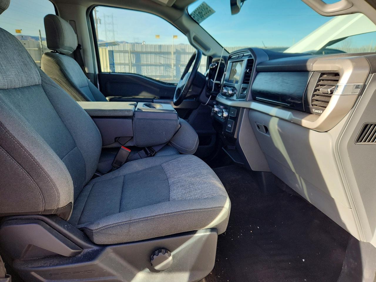 2021 FORD F150 SUPERCREW photo 13