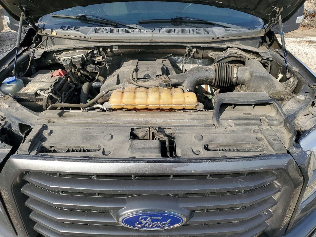 2017 FORD F150 SUPERCREW photo 11