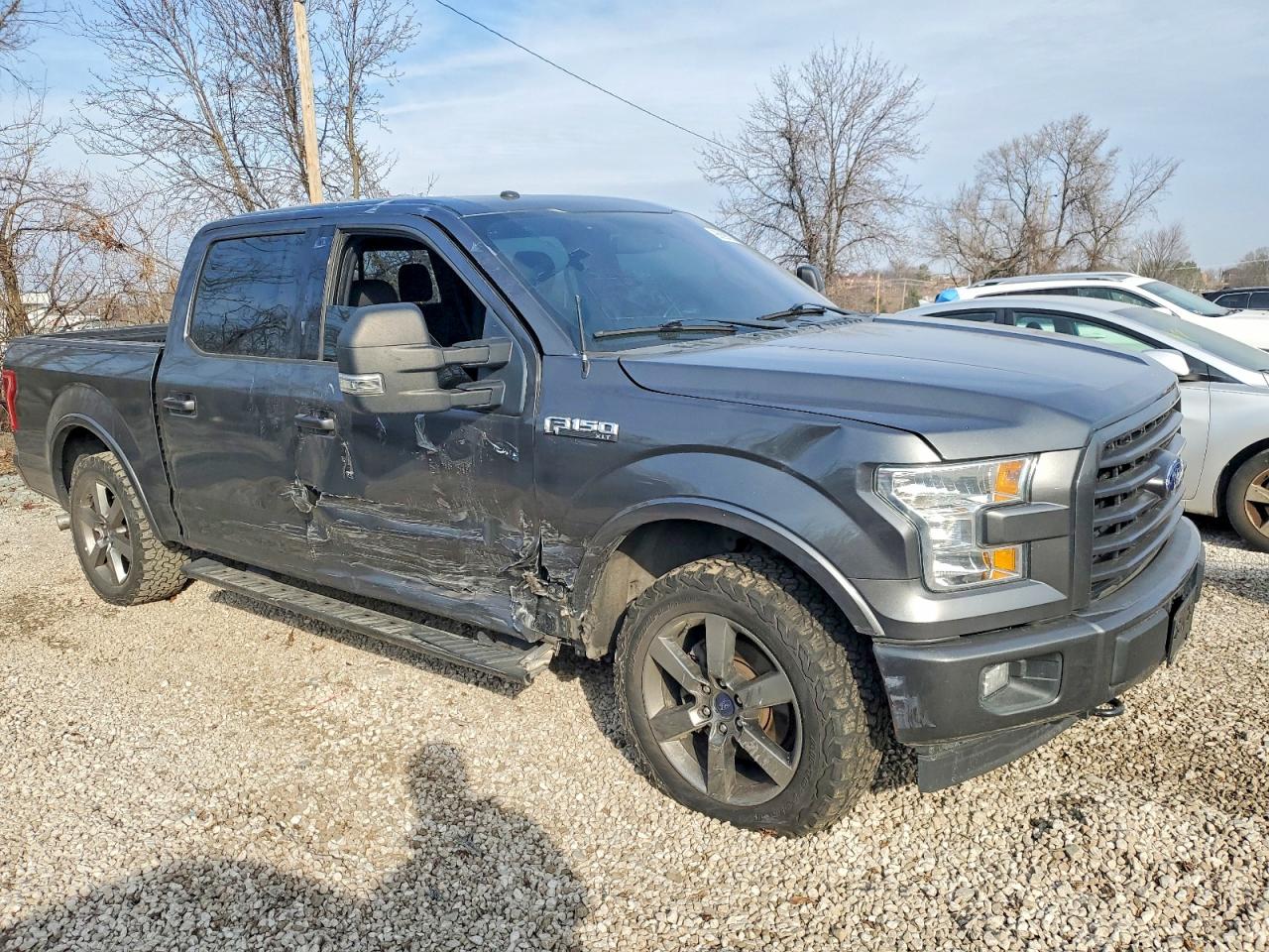 2017 FORD F150 SUPERCREW photo 4