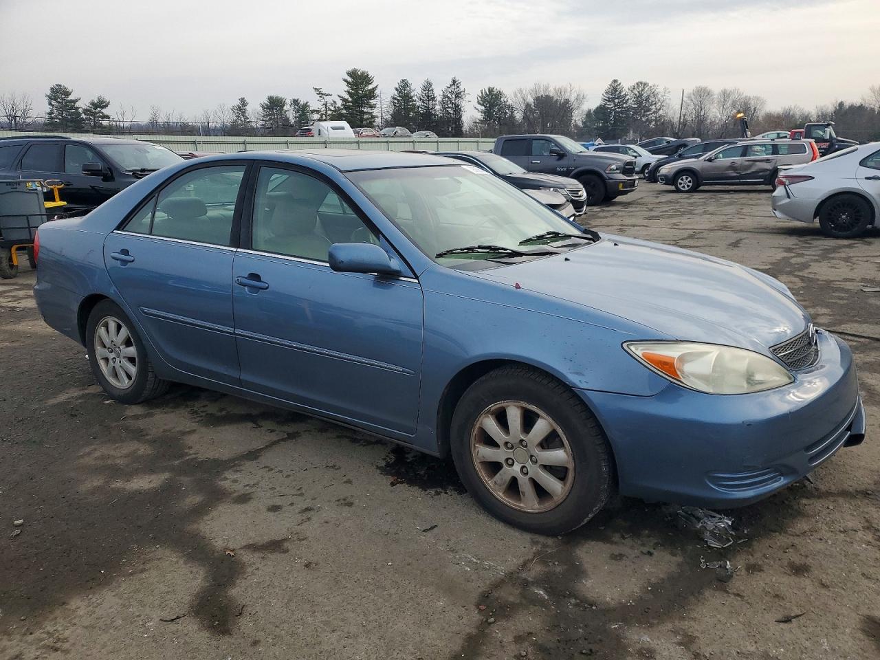 2002 TOYOTA CAMRY LE photo 7