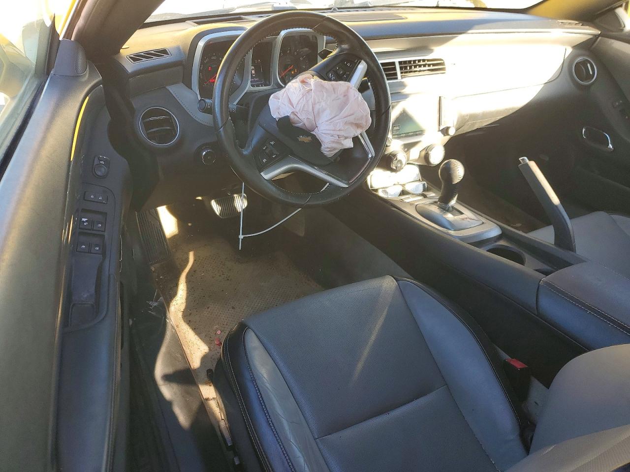 2015 CHEVROLET CAMARO LT photo 8