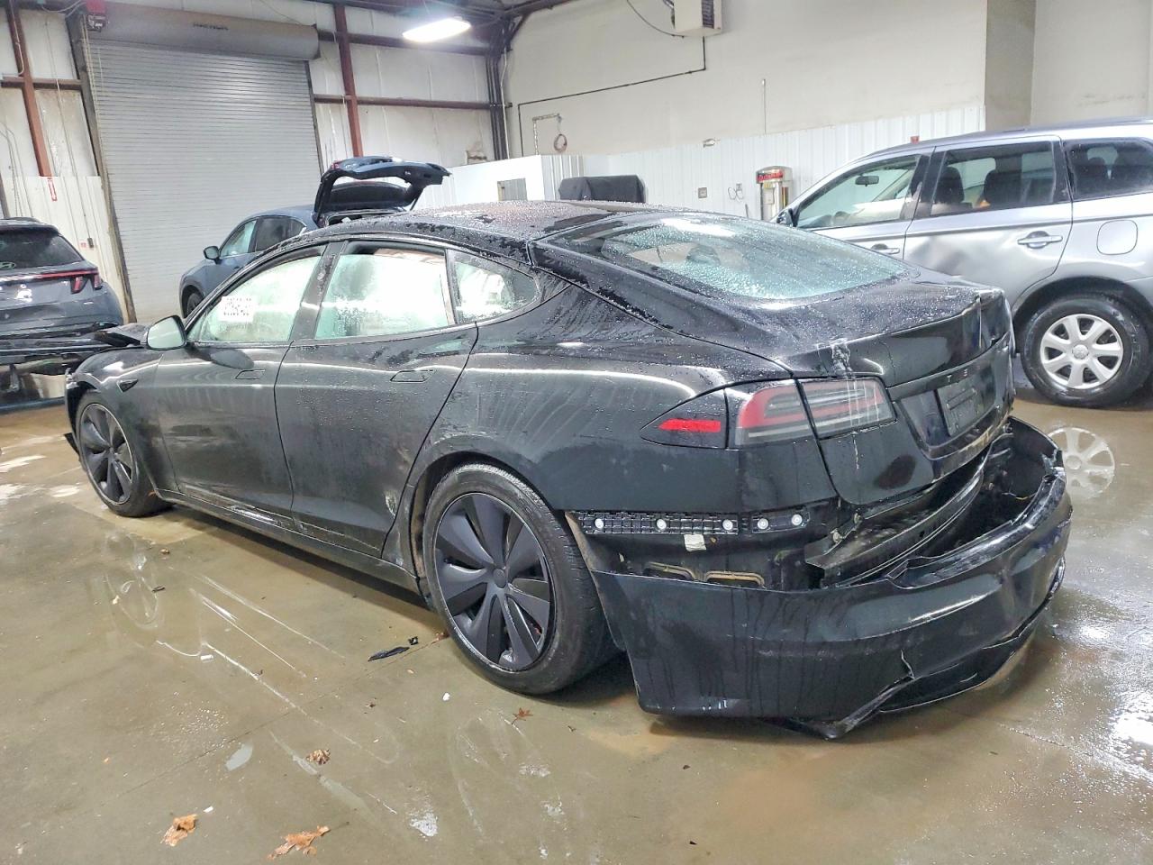 2023 TESLA MODEL S photo 2