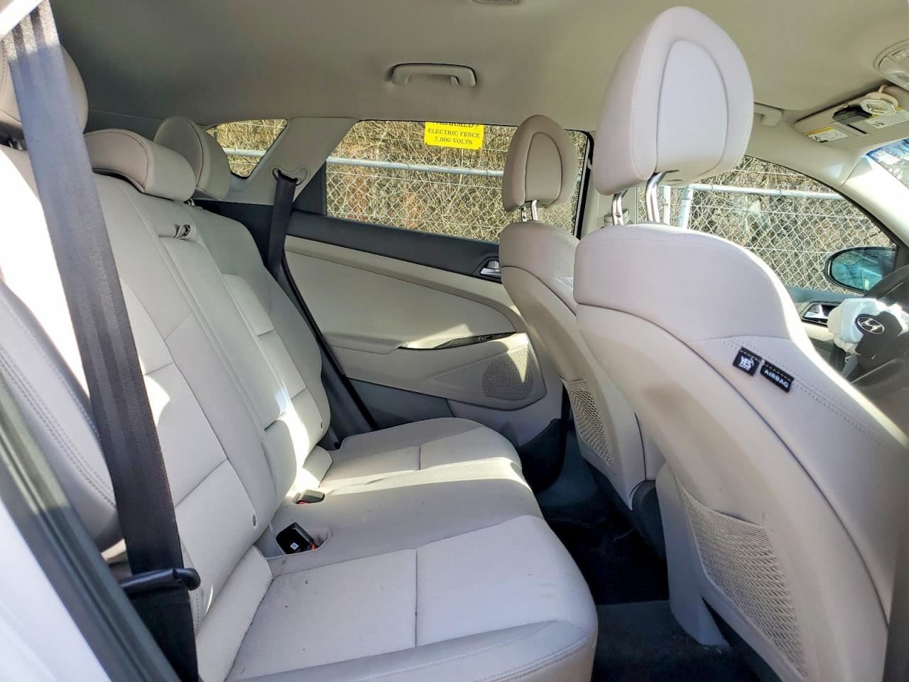 2017 HYUNDAI TUCSON SE photo 21