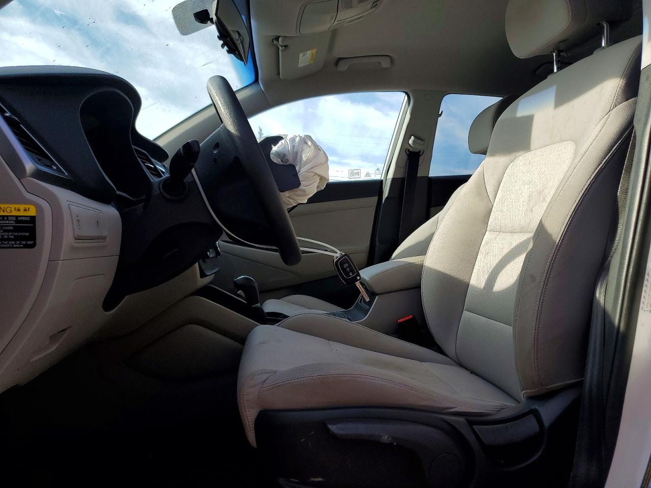 2017 HYUNDAI TUCSON SE photo 13