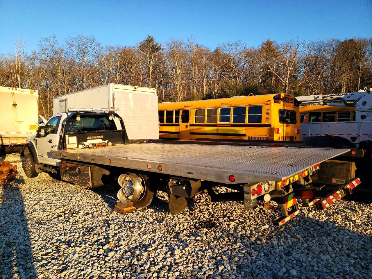 2017 FORD F550 SUPER DUTY ROLLBACK TRUCK photo 3