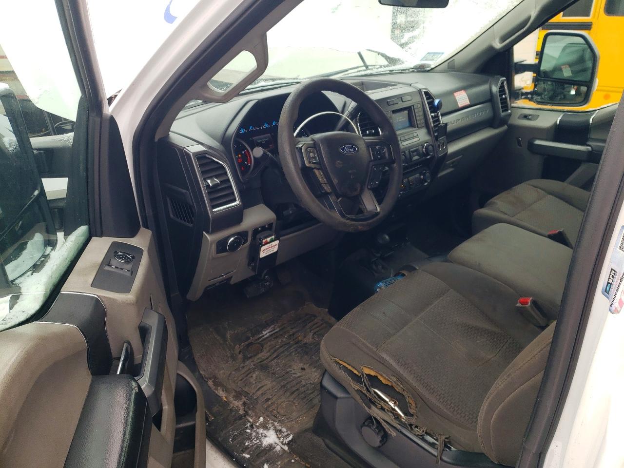 2017 FORD F550 SUPER DUTY ROLLBACK TRUCK photo 15