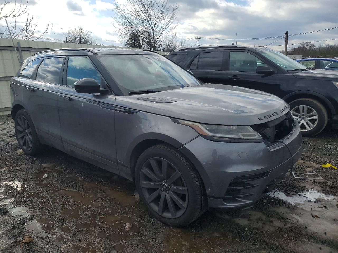 2019 LAND ROVER RANGE ROVER VELAR R-DYNAMIC SE photo 4
