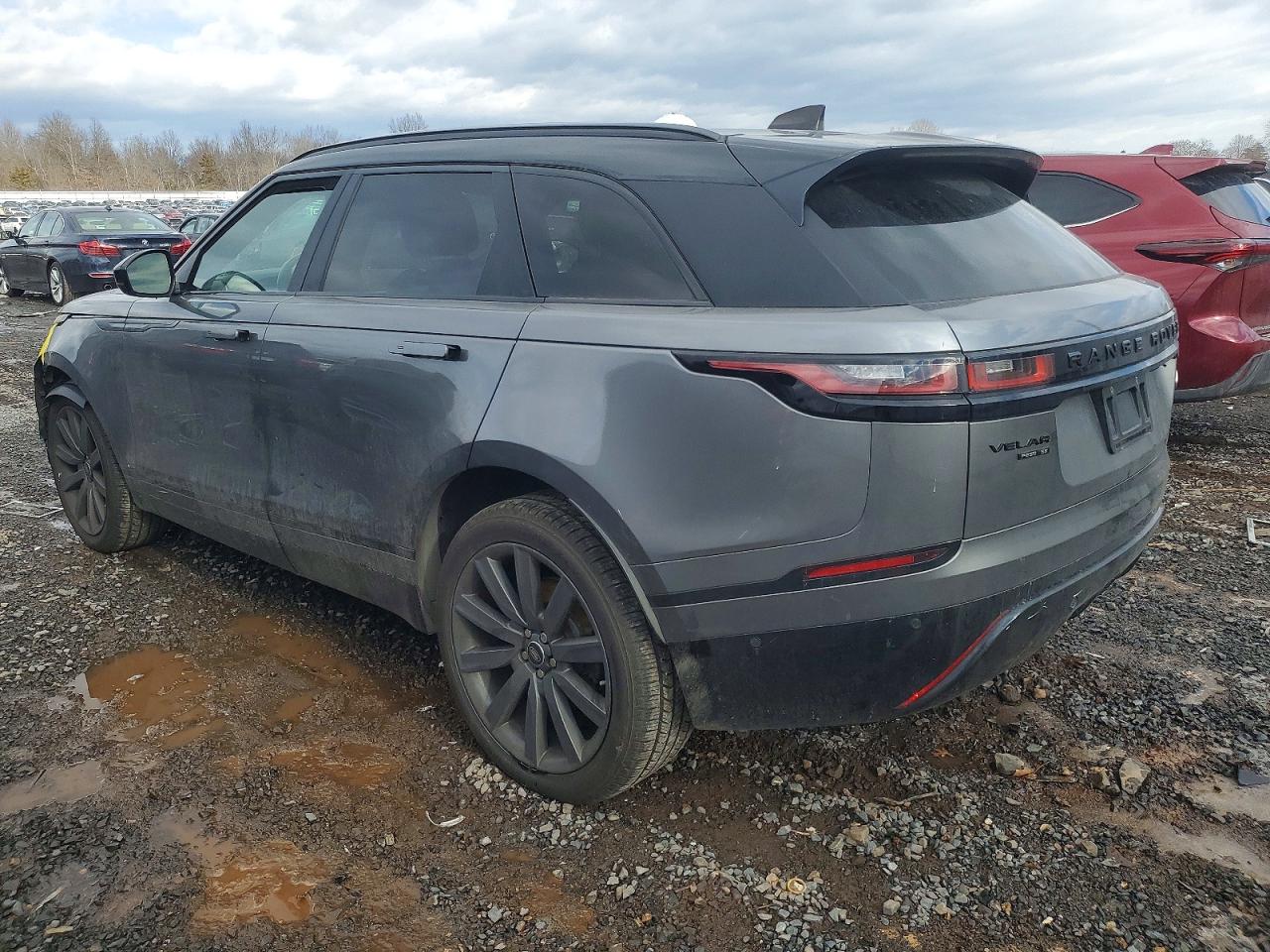 2019 LAND ROVER RANGE ROVER VELAR R-DYNAMIC SE photo 2