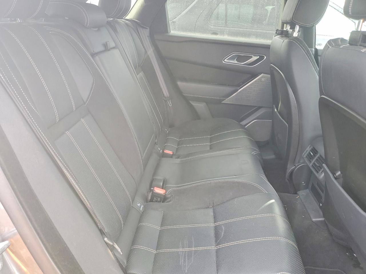 2019 LAND ROVER RANGE ROVER VELAR R-DYNAMIC SE photo 11