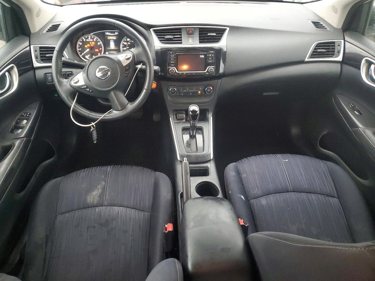 2016 NISSAN SENTRA S photo 8