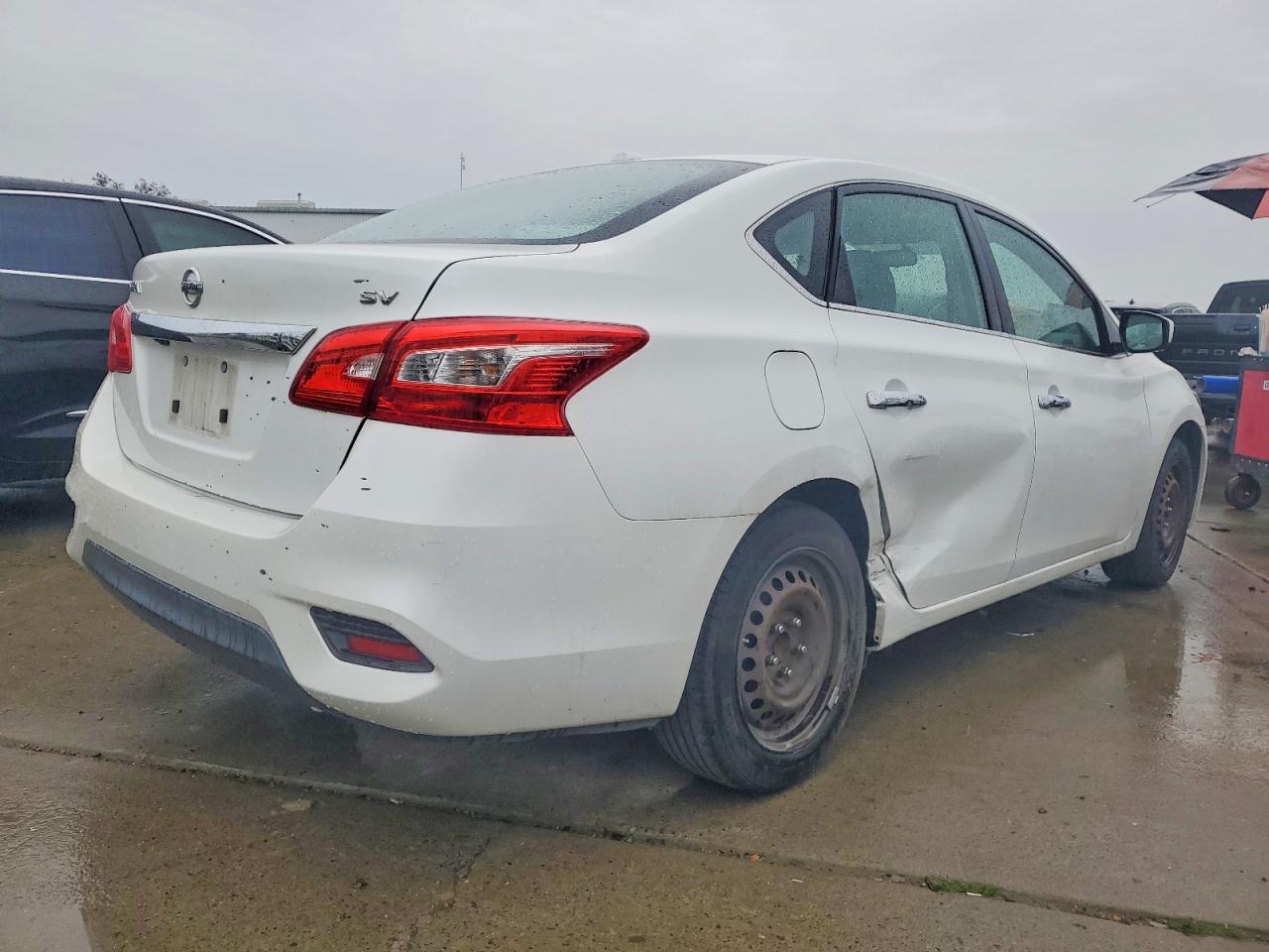2016 NISSAN SENTRA S photo 3