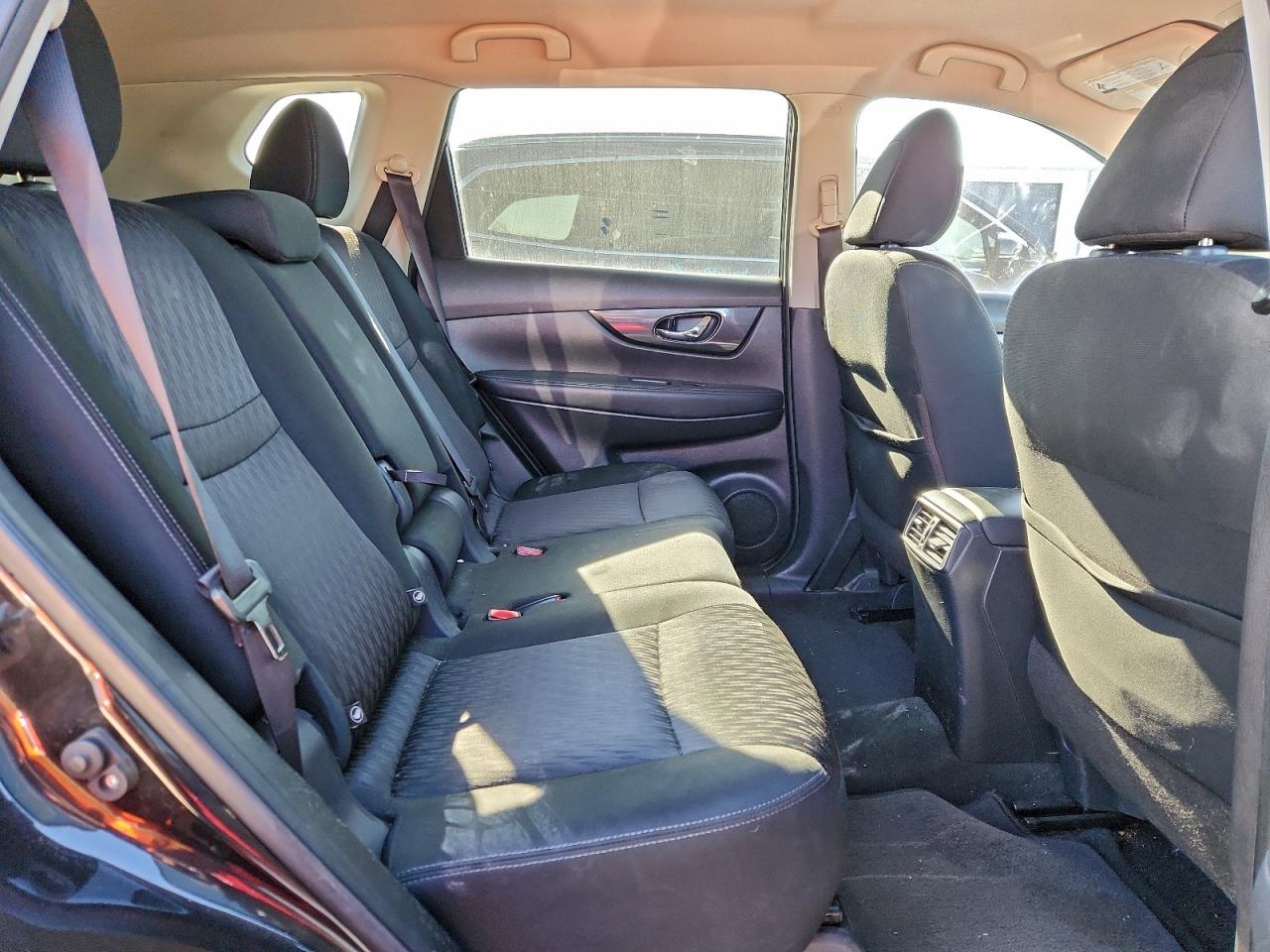 2018 NISSAN ROGUE S photo 11