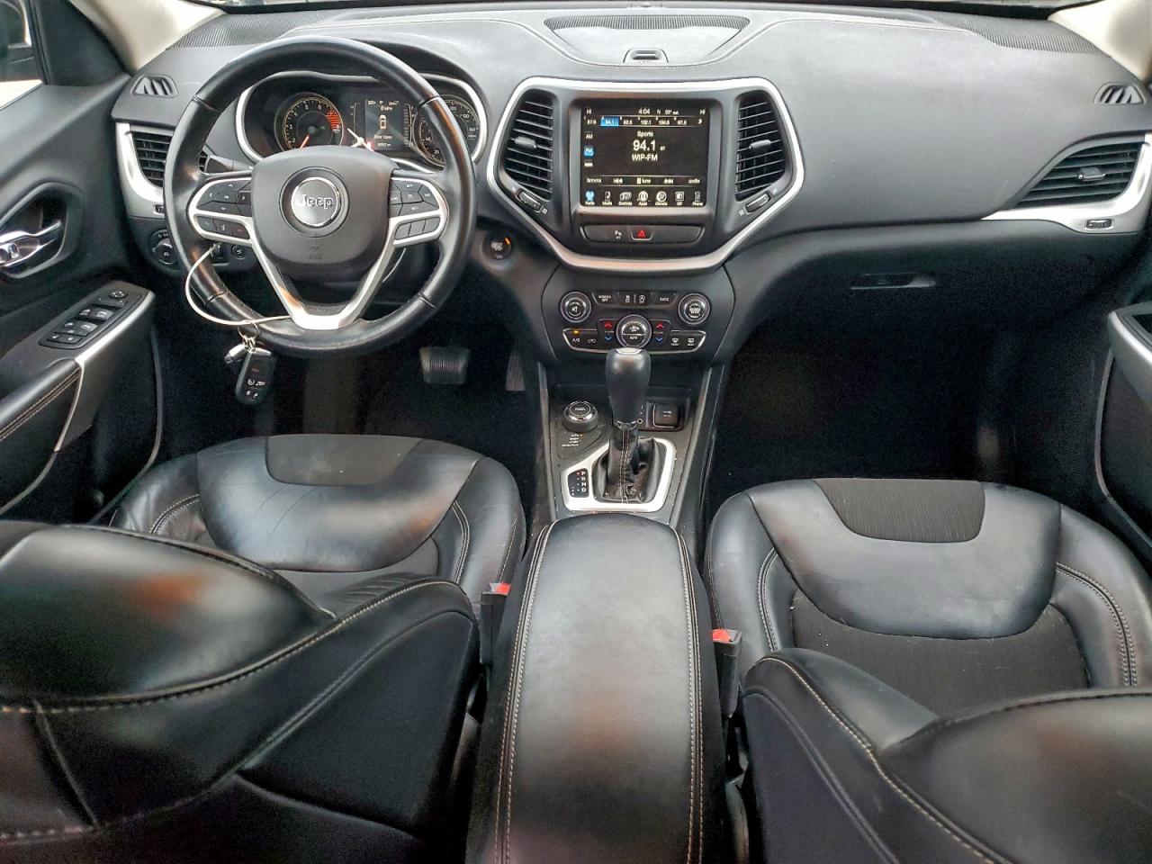 2018 JEEP CHEROKEE LATITUDE PLUS photo 8