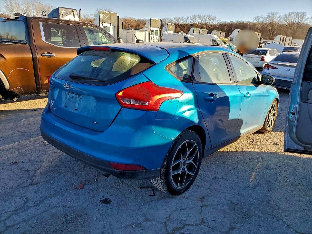 2017 FORD FOCUS SEL photo 9