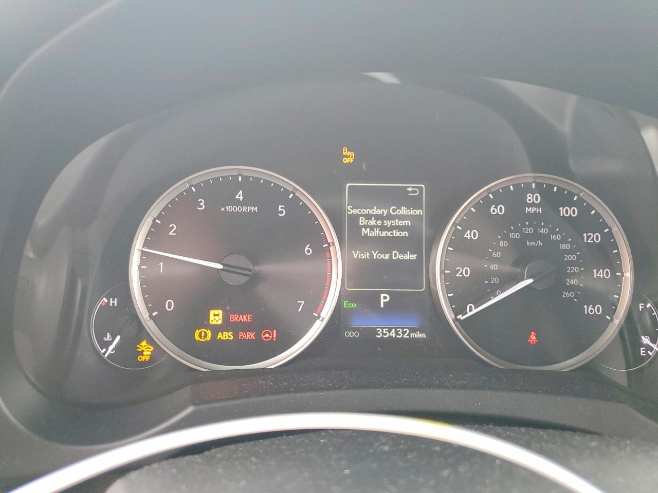 2021 LEXUS IS 300 photo 9