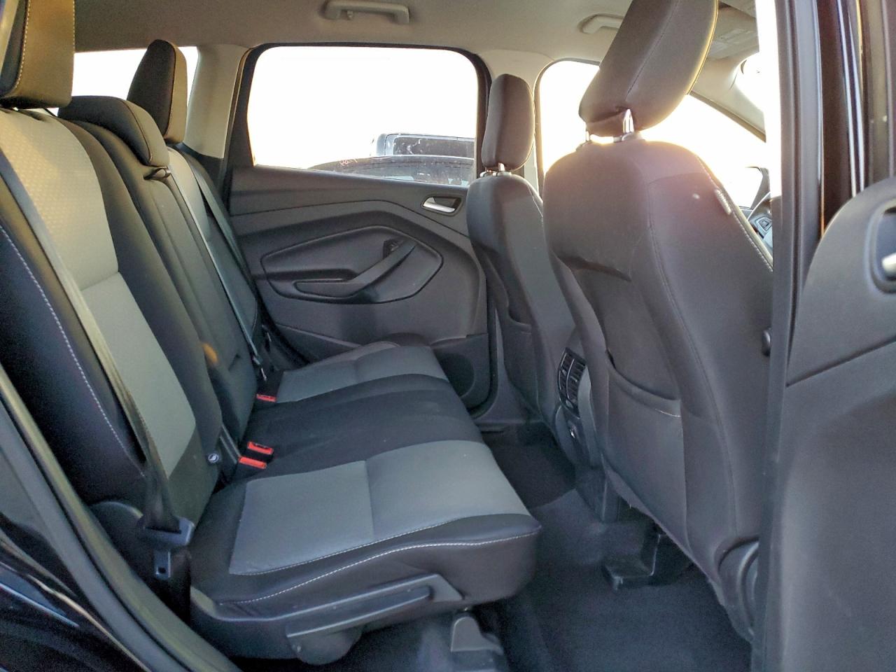 2019 FORD ESCAPE SE photo 11