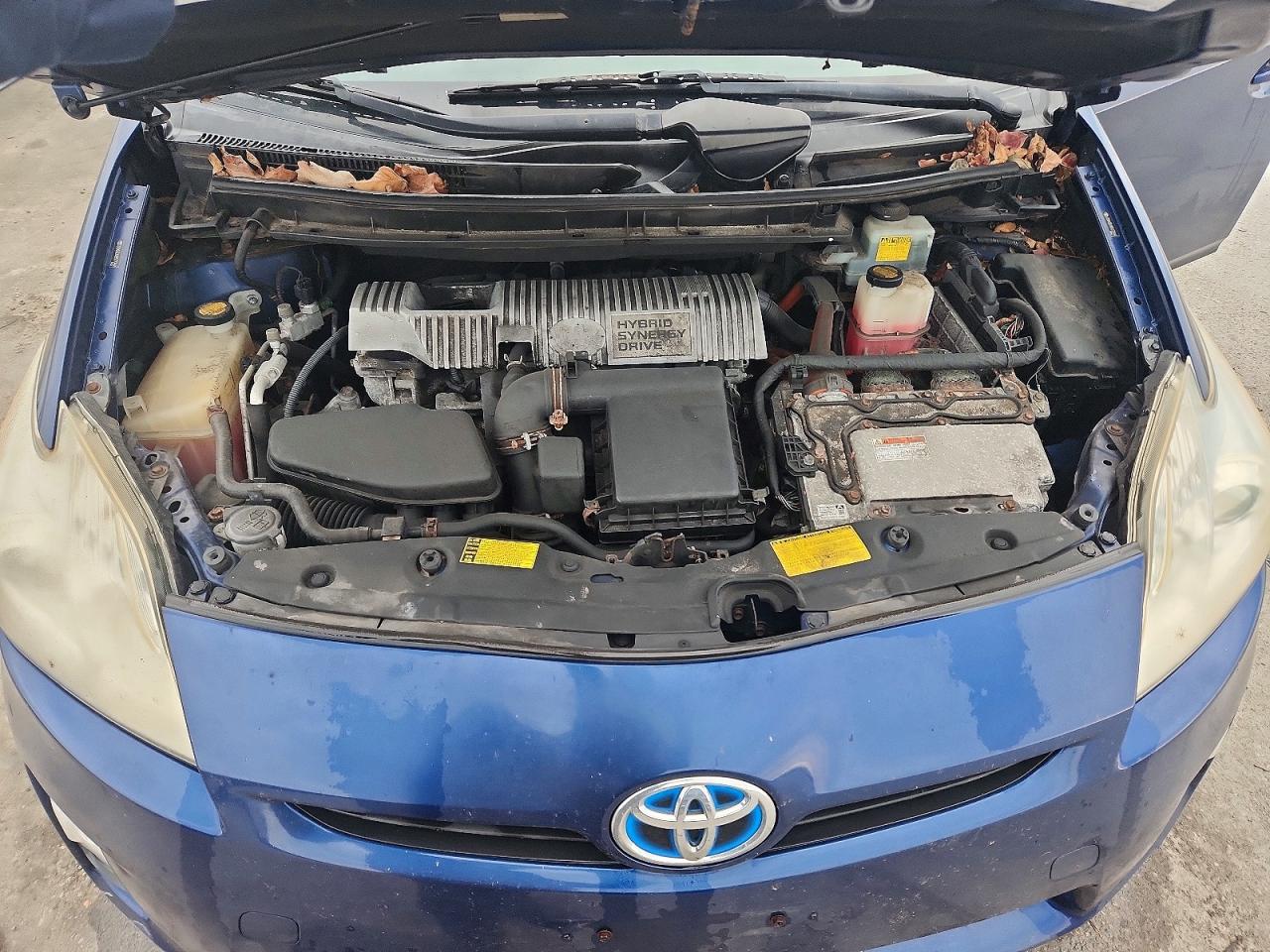 2011 TOYOTA PRIUS photo 11