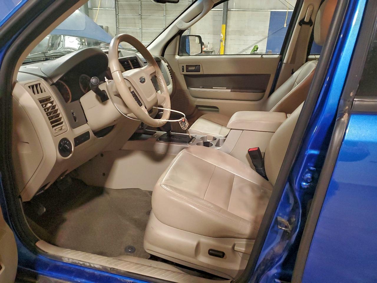 2012 FORD ESCAPE XLT photo 7