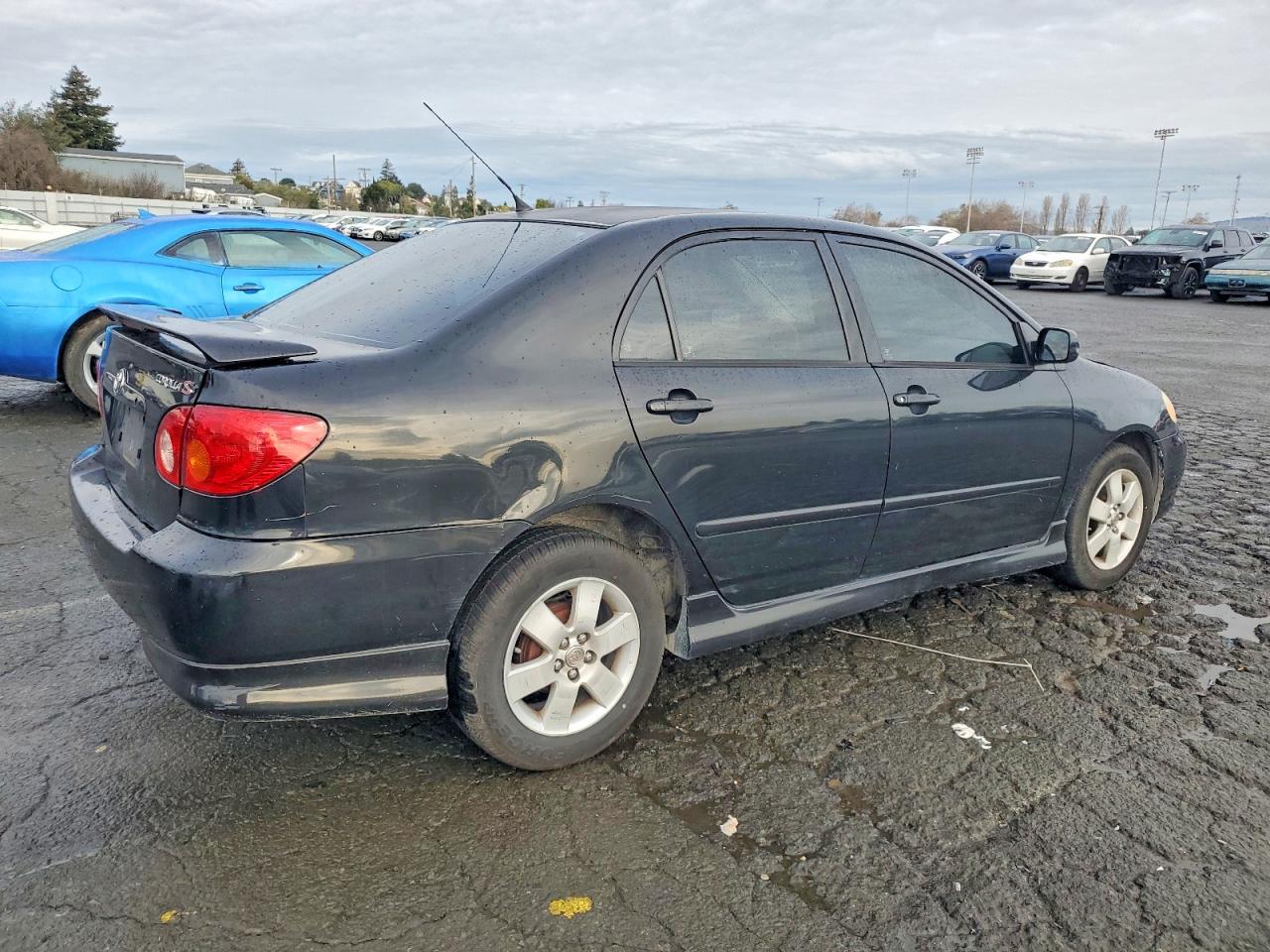 2003 TOYOTA COROLLA CE photo 3