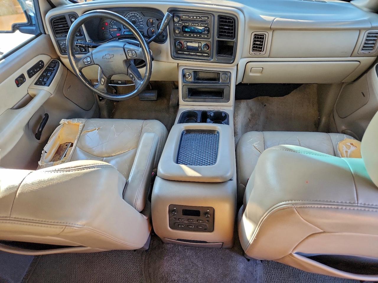2003 CHEVROLET SUBURBAN K1500 photo 8
