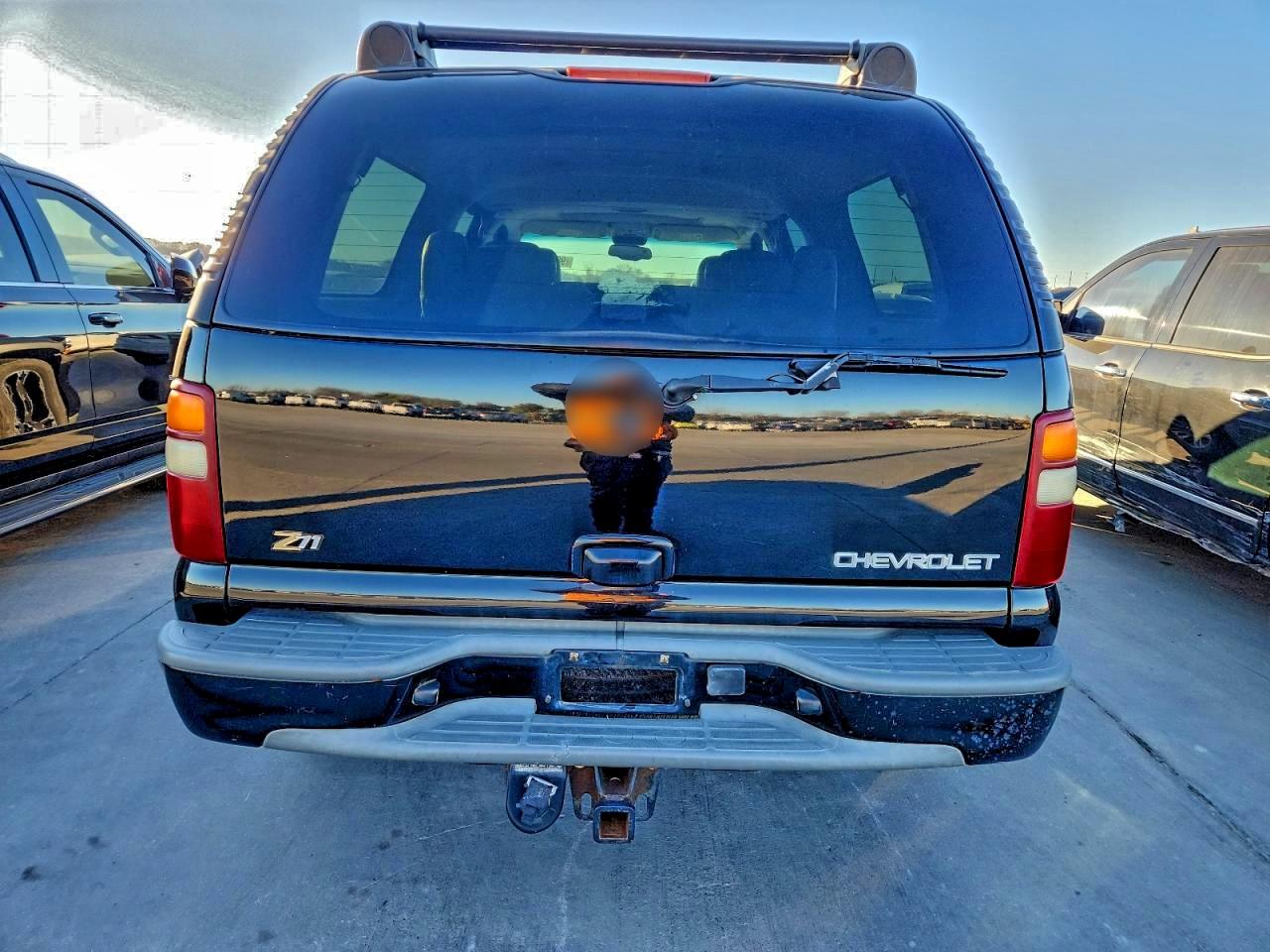 2003 CHEVROLET SUBURBAN K1500 photo 6