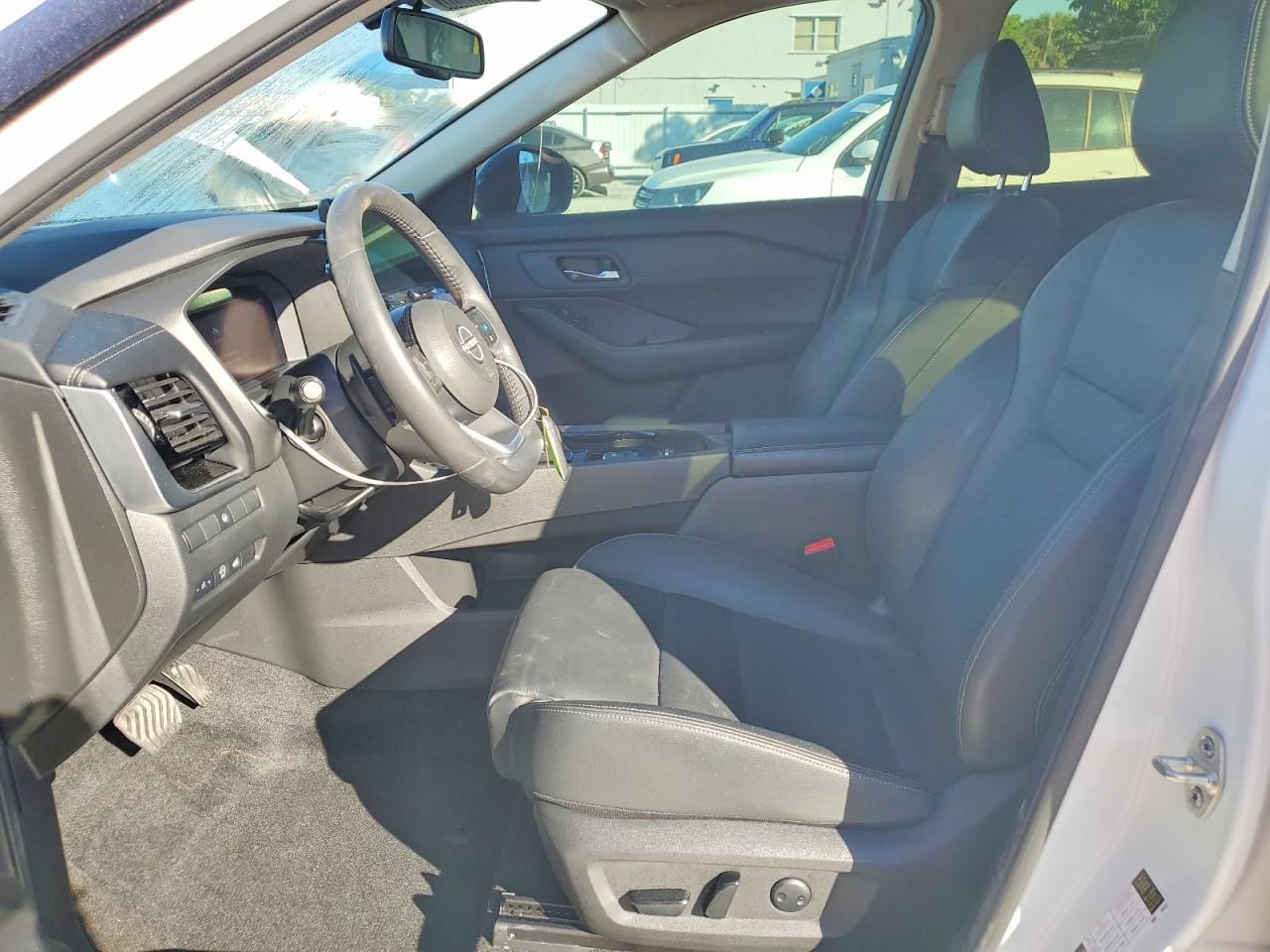 2024 NISSAN ROGUE SL photo 7