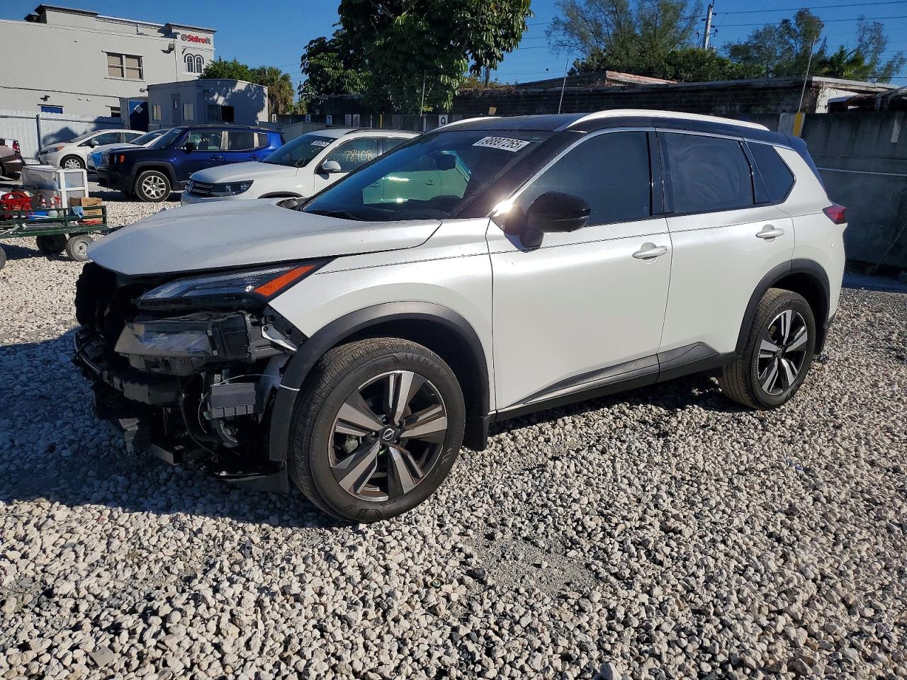2024 NISSAN ROGUE