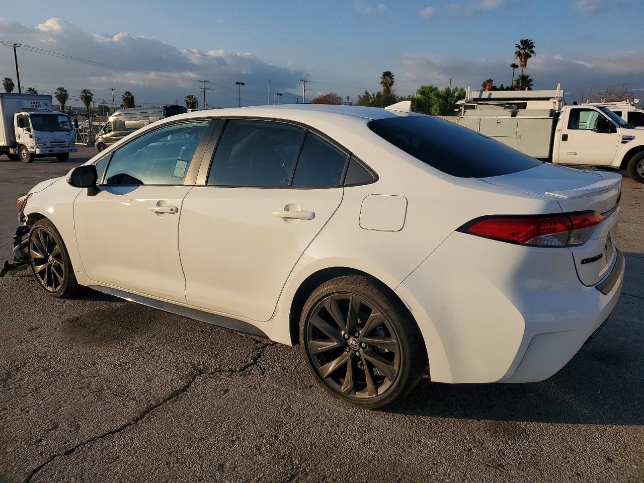 2023 TOYOTA COROLLA SE photo 4