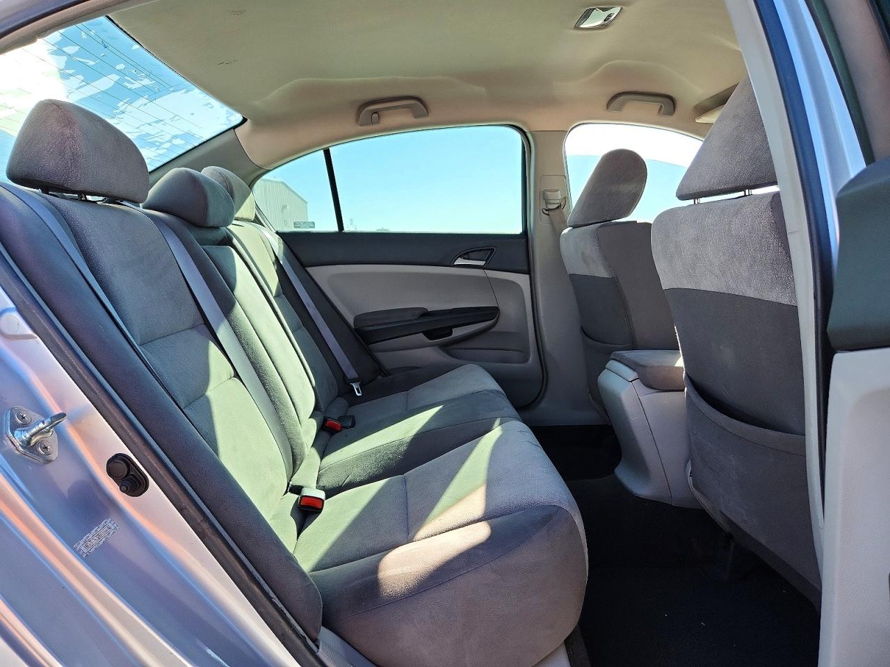 2008 HONDA ACCORD LX photo 10