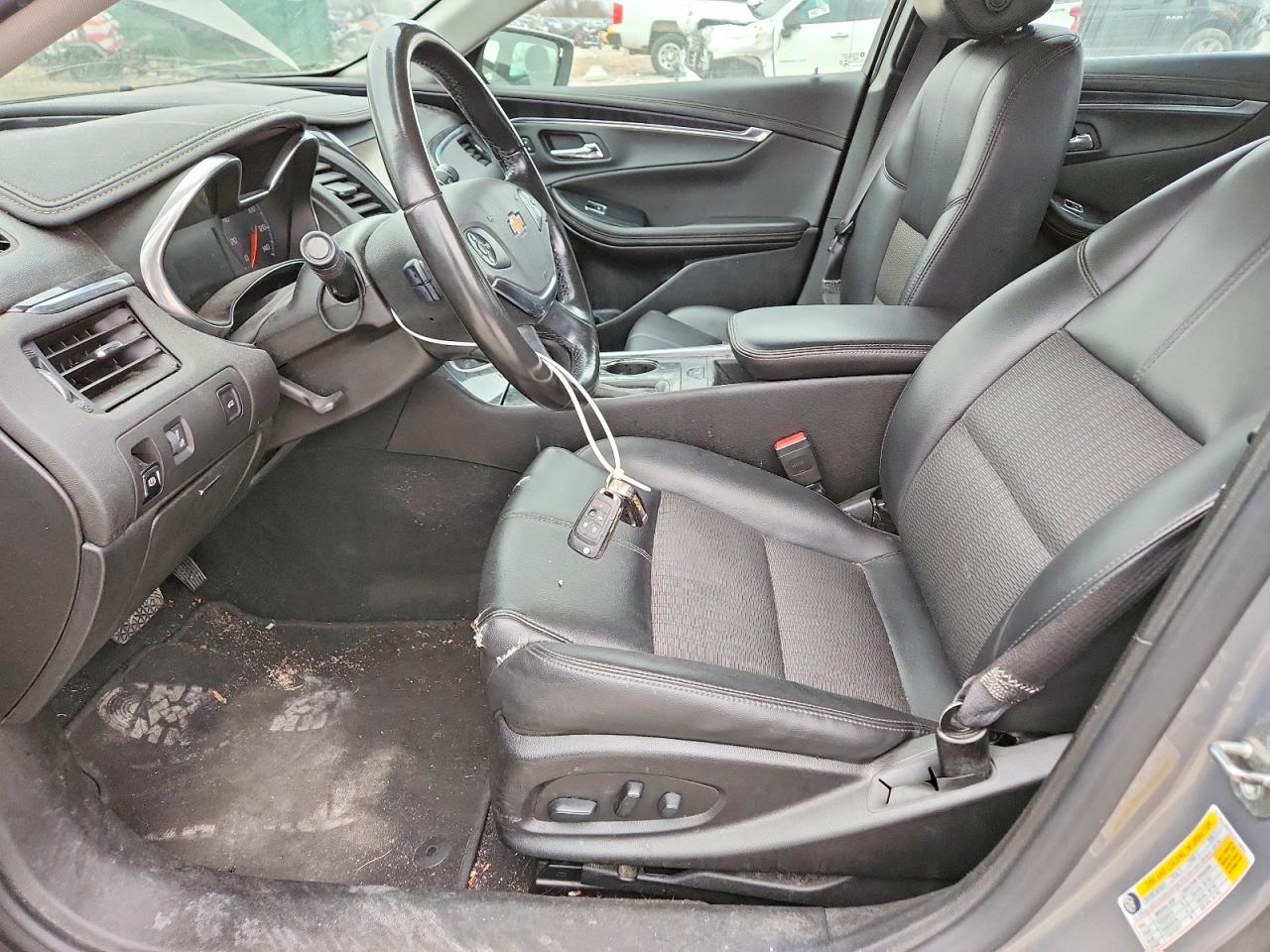 2018 CHEVROLET IMPALA LT photo 13
