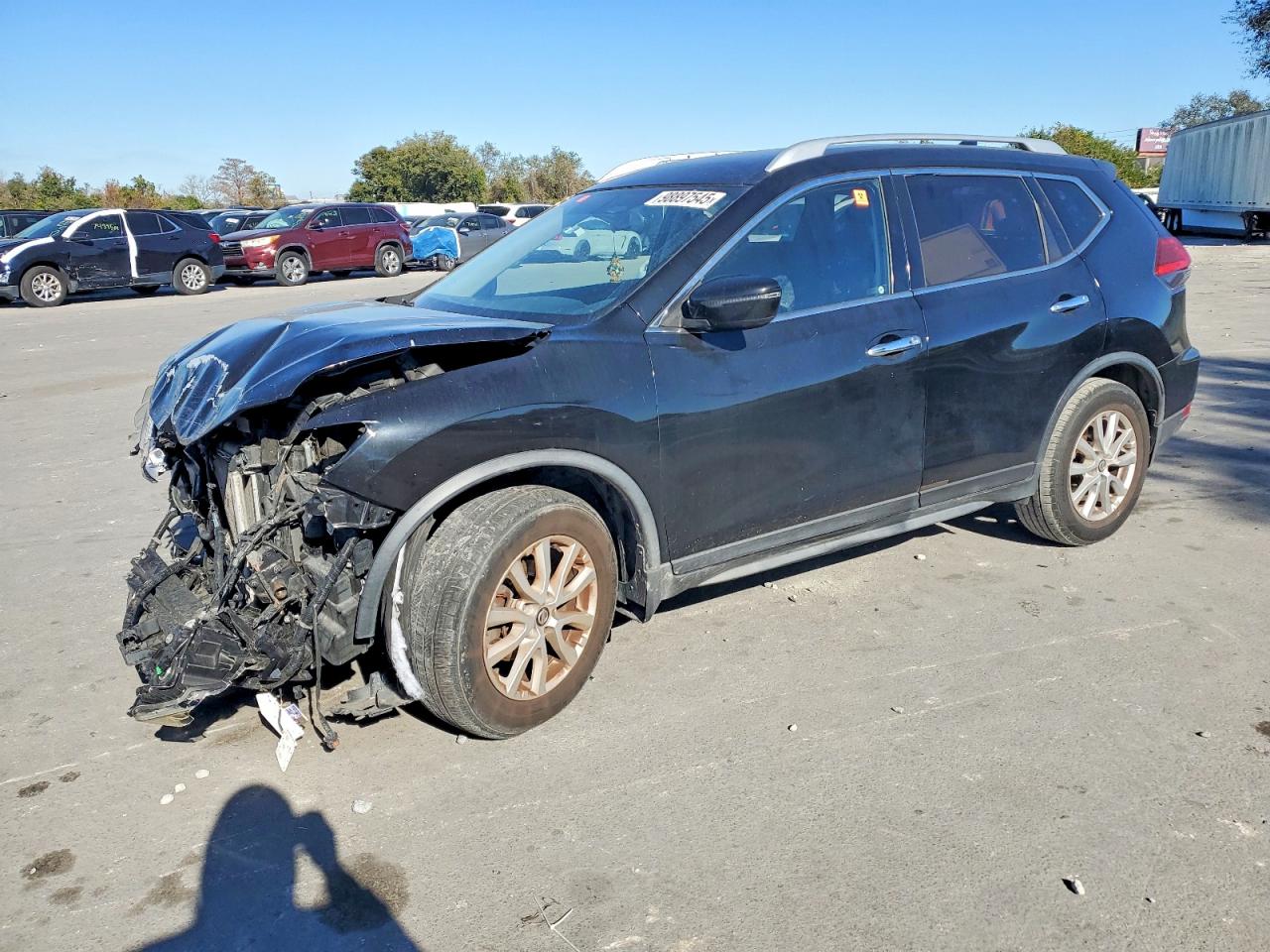 2017 NISSAN ROGUE
