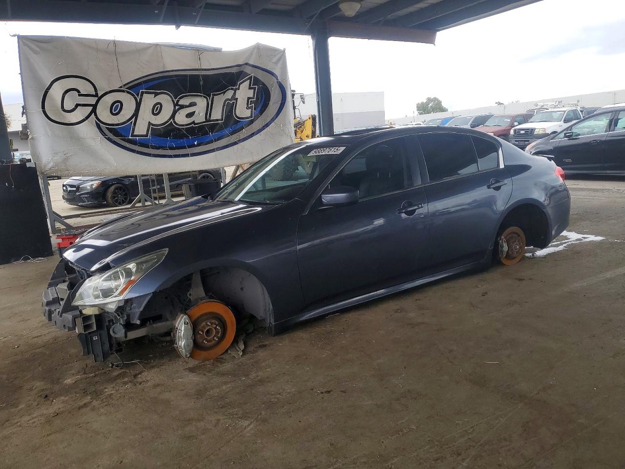 2012 INFINITI G37