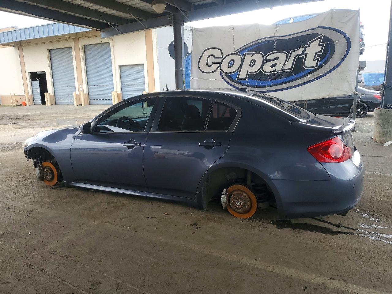 2012 INFINITI G37 BASE photo 2