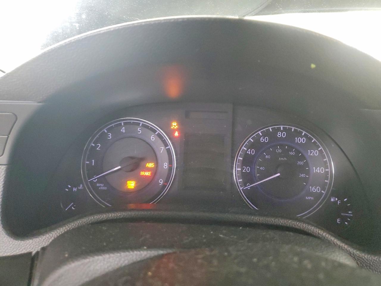 2012 INFINITI G37 BASE photo 9