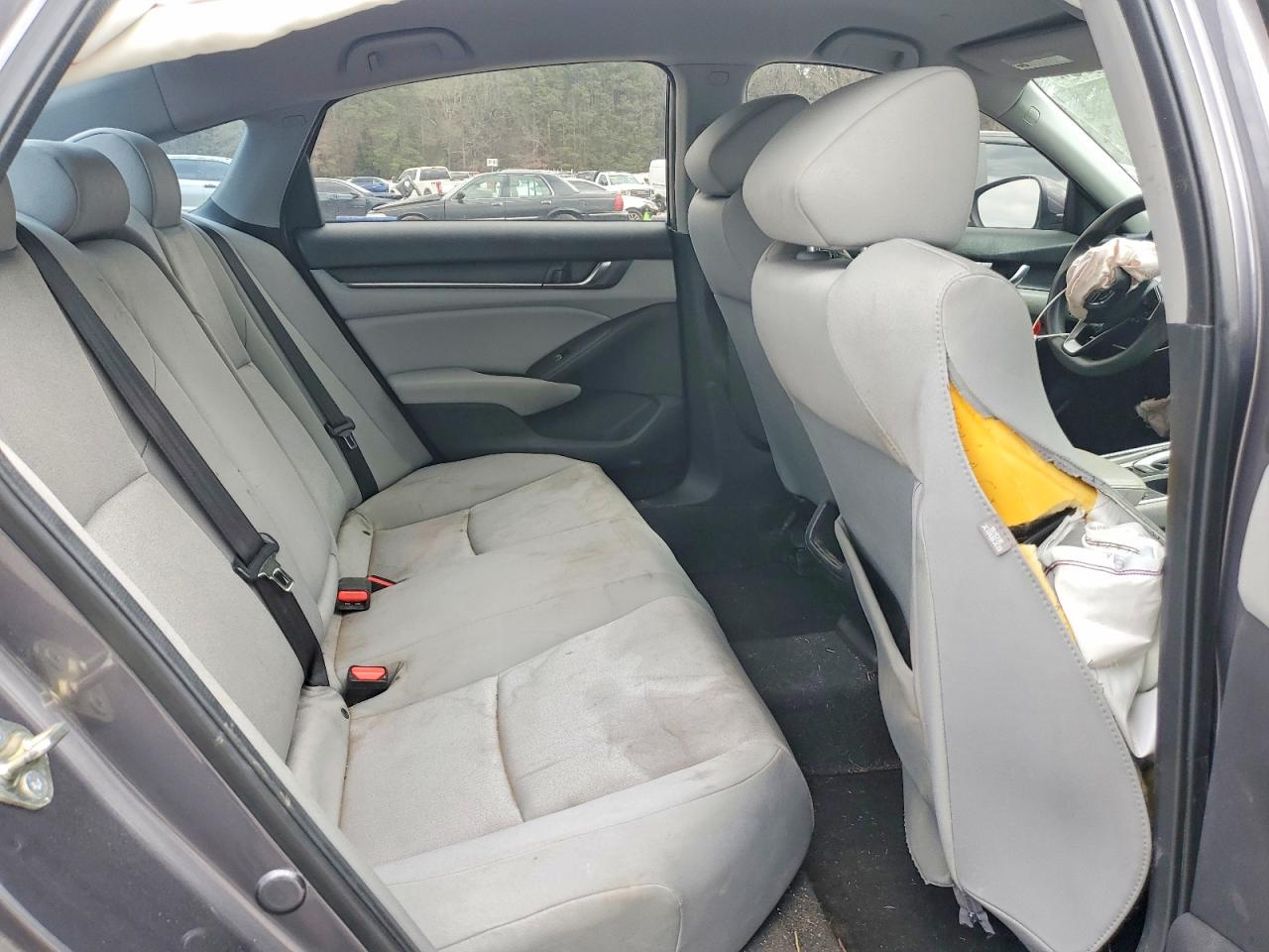 2018 HONDA ACCORD LX photo 28
