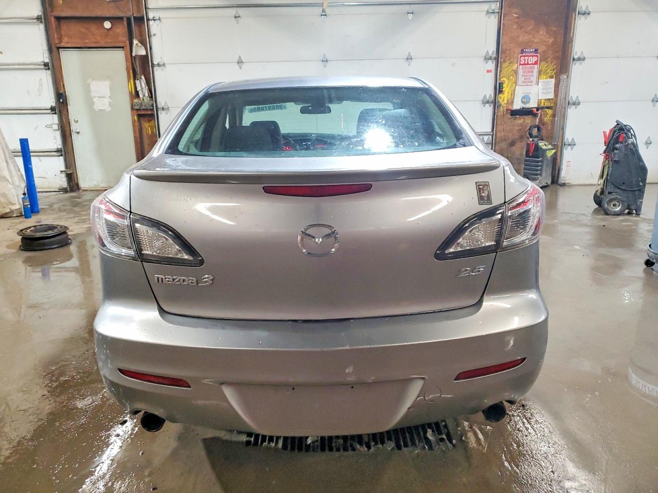 2010 MAZDA 3 S photo 6