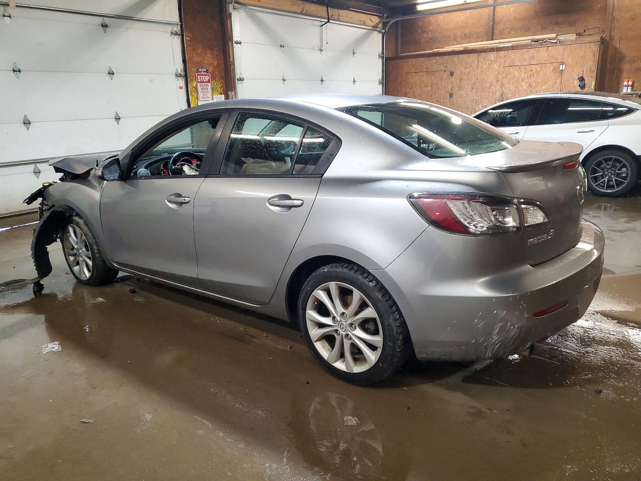 2010 MAZDA 3 S photo 2