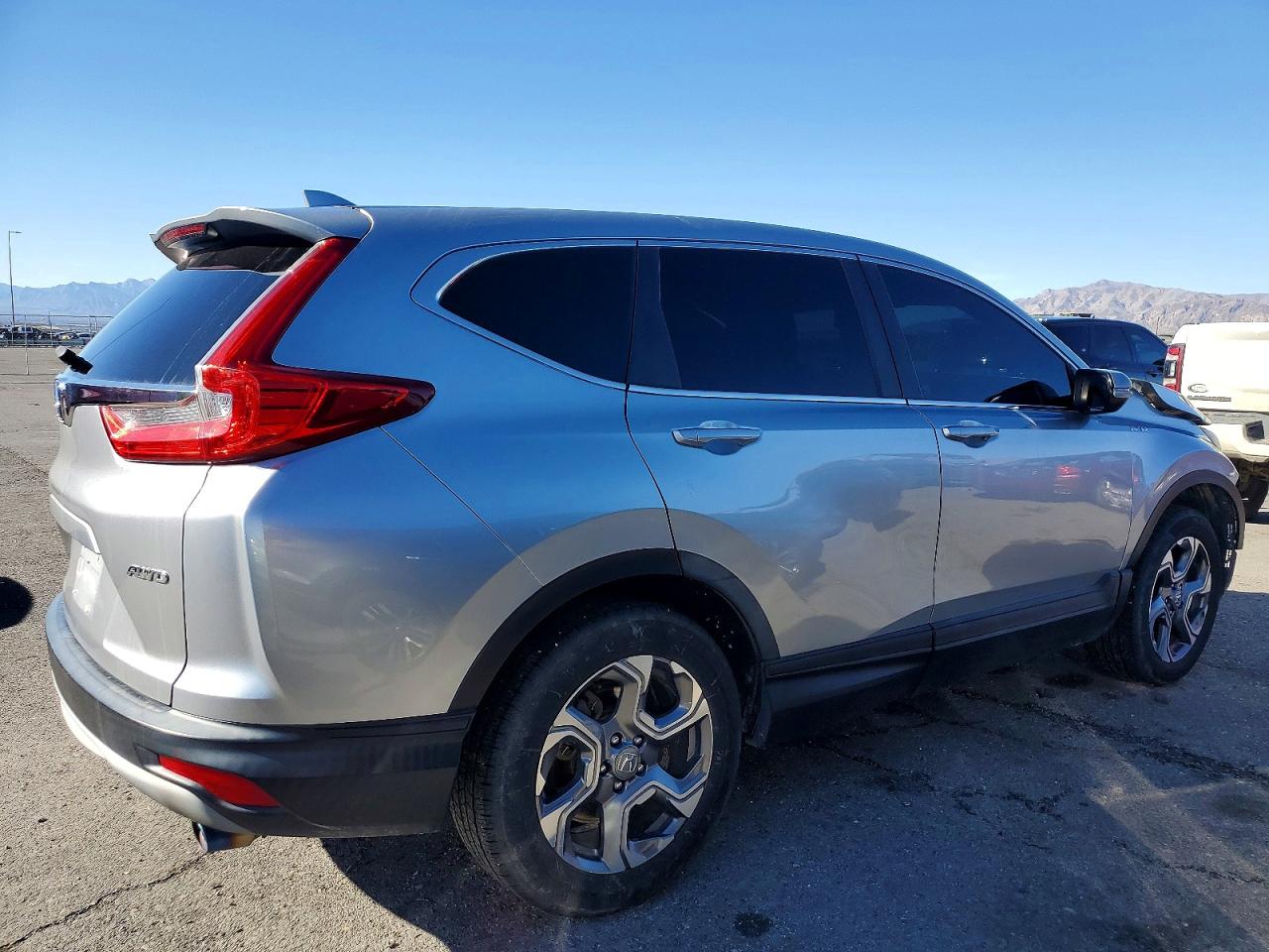 2017 HONDA CR-V EX photo 3