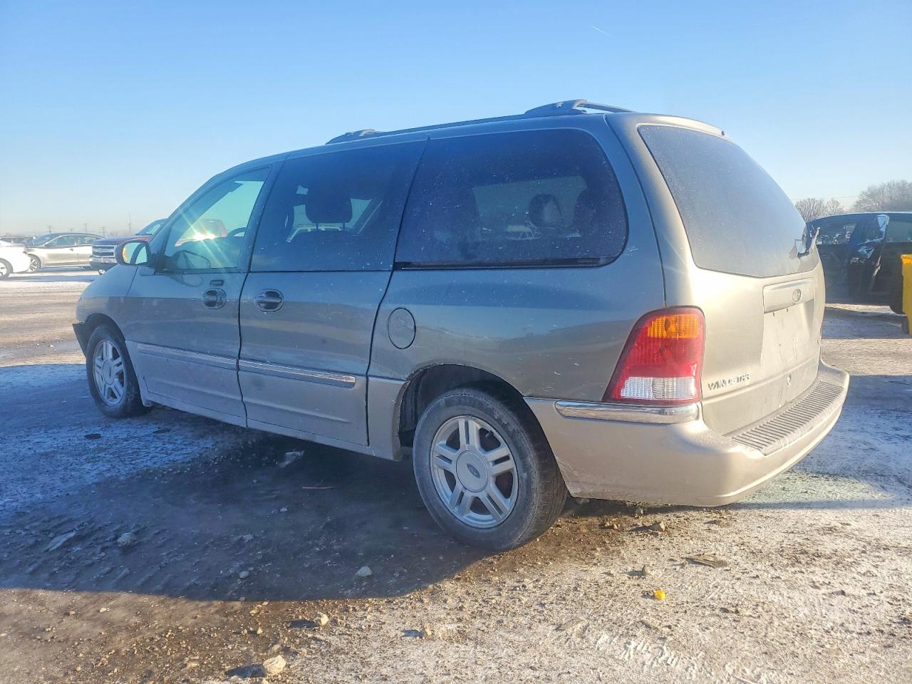 2003 FORD WINDSTAR SEL photo 2