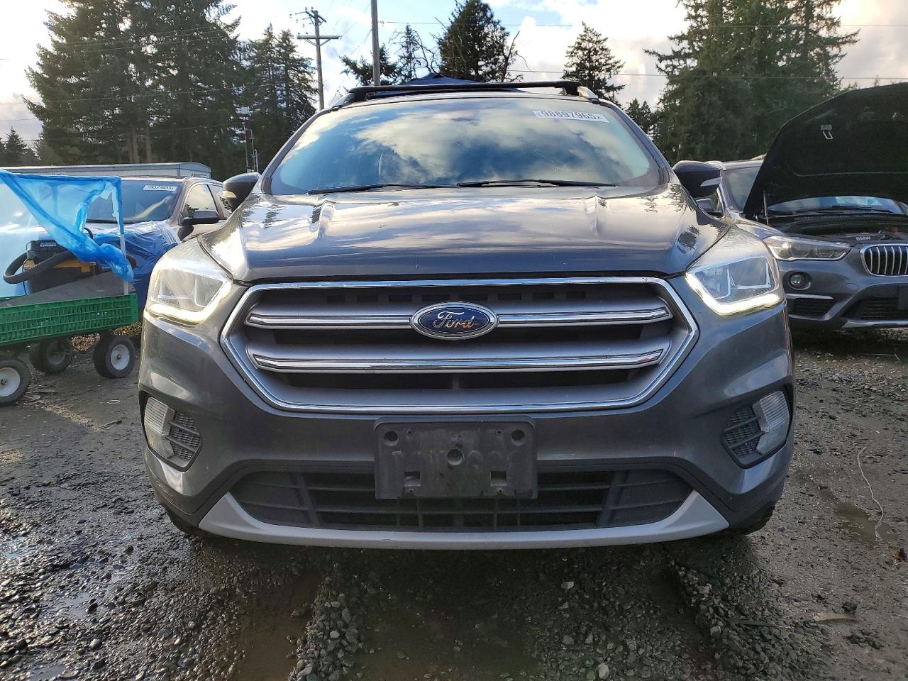 2017 FORD ESCAPE TITANIUM photo 5