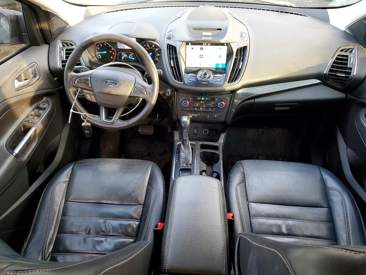 2017 FORD ESCAPE TITANIUM photo 8