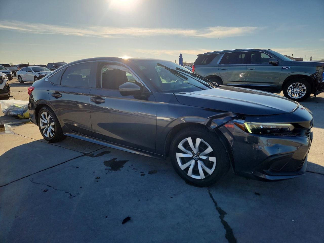 2023 HONDA CIVIC LX photo 4