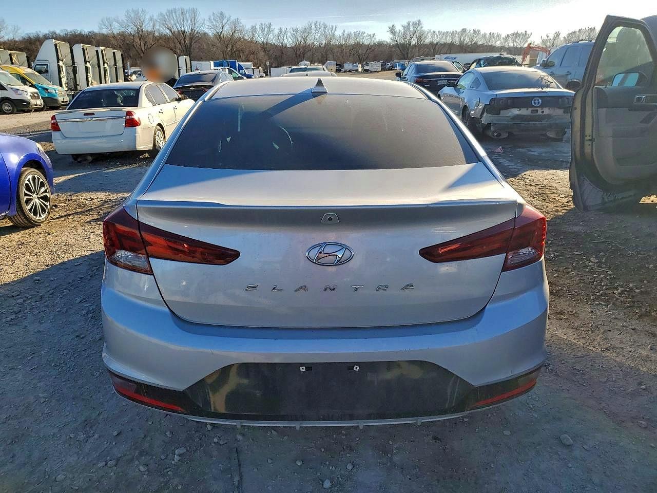 2019 HYUNDAI ELANTRA SEL photo 16