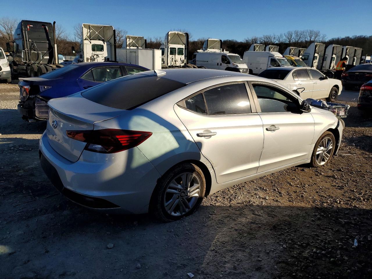 2019 HYUNDAI ELANTRA SEL photo 7